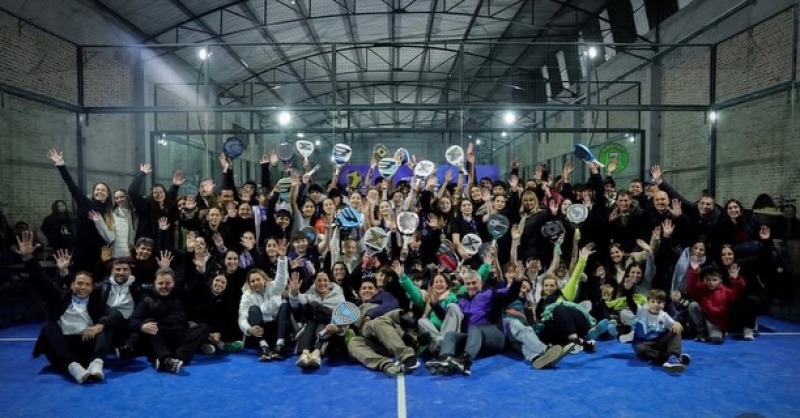 Olavarr�a recibi� a la Liga de Menores de P�del